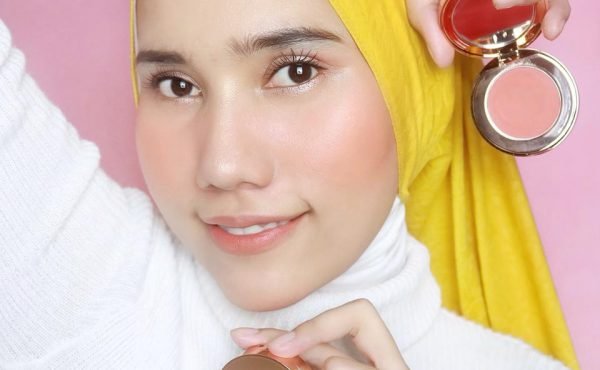 RUNA Moonflush, Cream Blush Lokal dengan 5 Pilihan Warna Cocok untuk Skin Tone Indonesia, RUNA Moonflush, cream blush , cream blush lokal, rekomendasi cream blush lokal , rekomendasi cream blush , cream blush runa