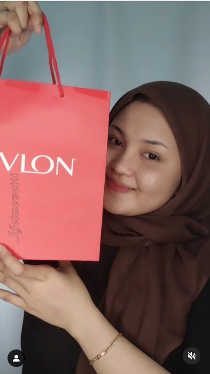 Review Revlon Makeup Bukber 1
