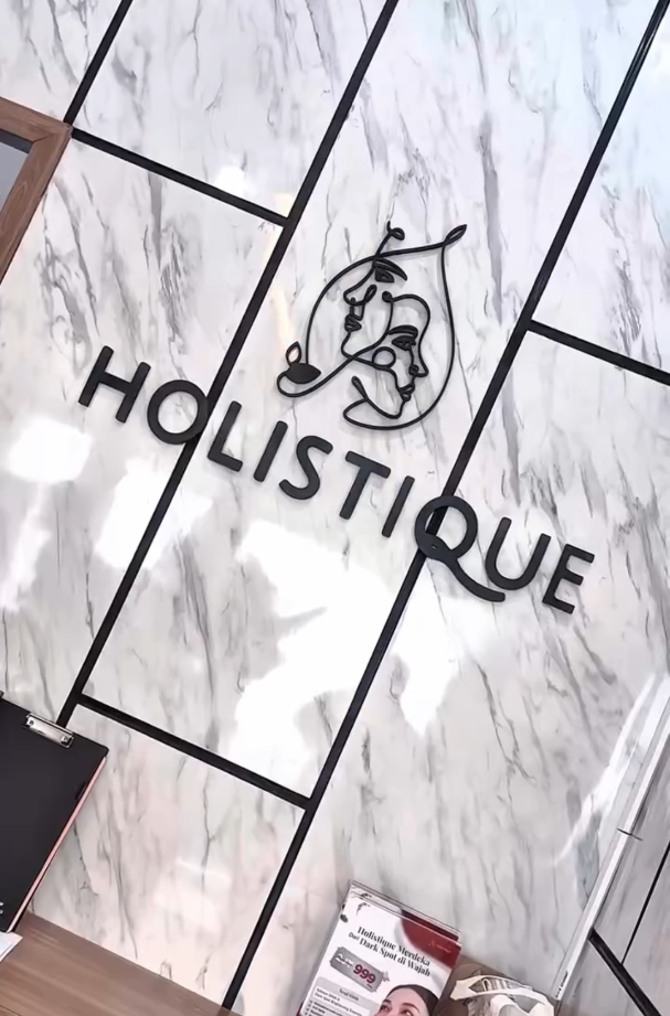 Pengalaman Review Treatment di Klinik Holistique Worth It Nggak Sih
